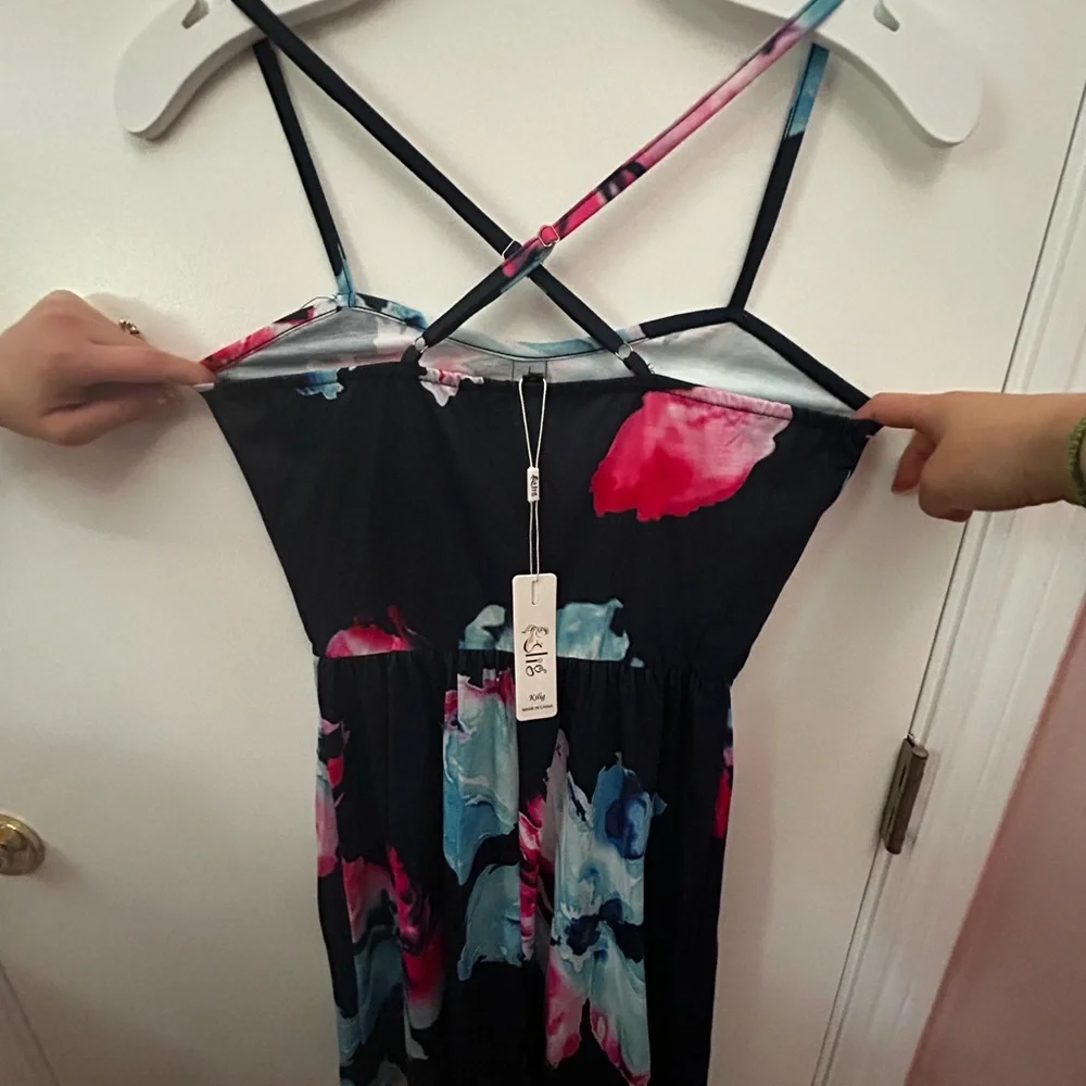 Floral Sleeveless Dress - Picture 3 of 4